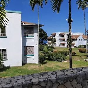 deluxe-point-village-52.hotelsnegriljamaica.com/